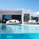 Villa La Villuca By Aura Collection *